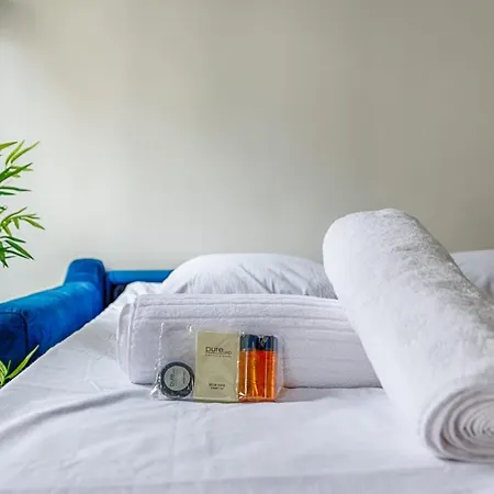 Modern Close To The Champs Elysees - - Welkeys Parigi