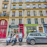 Wonderful modern studio close to the Champs Elysées - Paris - Welkeys